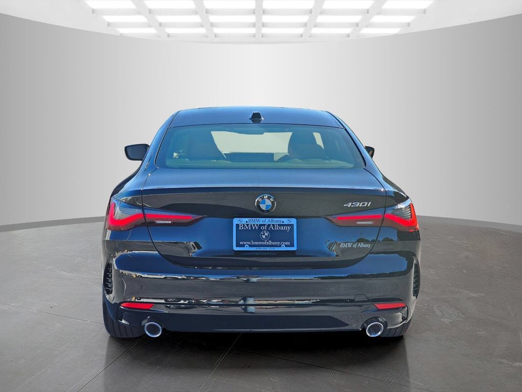 Used 2026 BMW 430i Coupe w/ Convenience Package RWD image 5