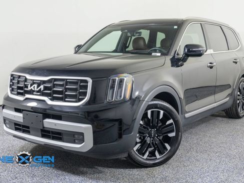 Used 2024 Kia Telluride SX Prestige w/ Towing Package AWD/4WD image 3
