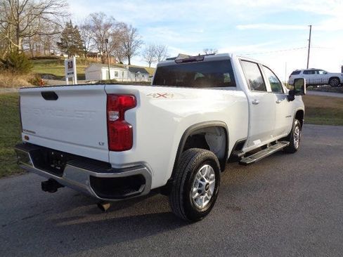 Used 2022 Chevrolet Silverado 2500 LT image 9