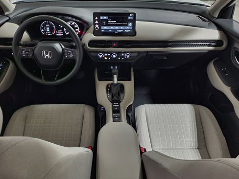 Certified 2026 Honda HR-V LX image 11