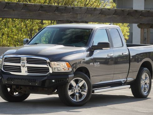 Used 2017 RAM 1500 Big Horn AWD/4WD image 33