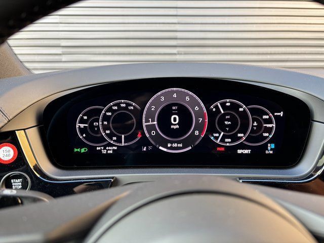 Certified 2026 Porsche Cayenne AWD/4WD image 17