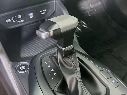 Used 2025 Kia K4 FWD image 16