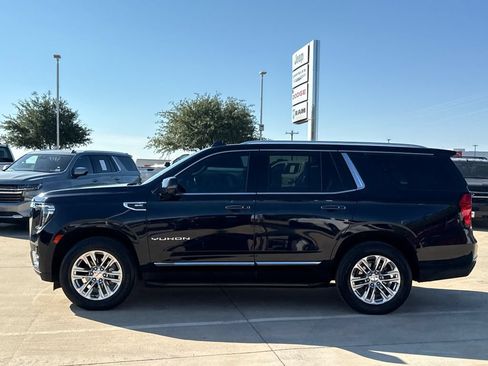 Used 2022 GMC Yukon SLT w/ SLT Premium Package RWD image 5
