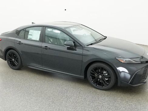 New 2026 Toyota Camry SE FWD image 15