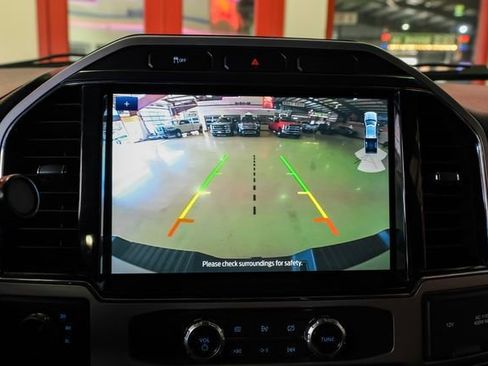 Used 2022 Ford F250 Lariat w/ Lariat Value Package image 22