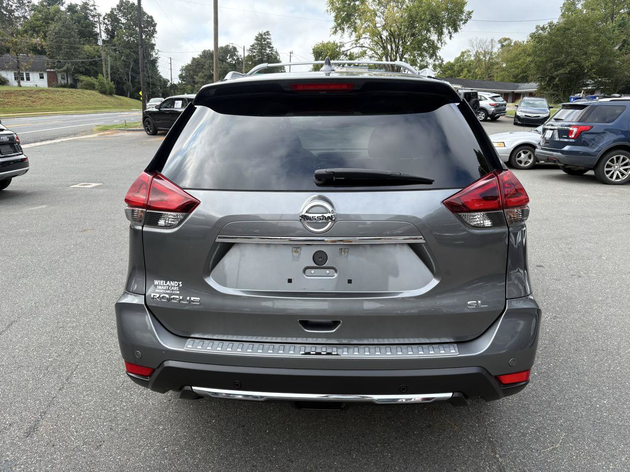 Used 2019 Nissan Rogue SL w/ Premium Package FWD image 4