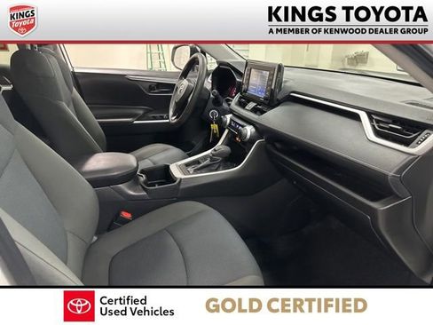Certified 2022 Toyota RAV4 LE FWD image 24