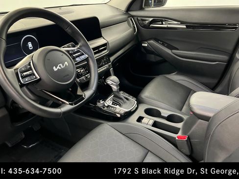 Used 2024 Kia Seltos SX w/ SX Sunroof Package image 15