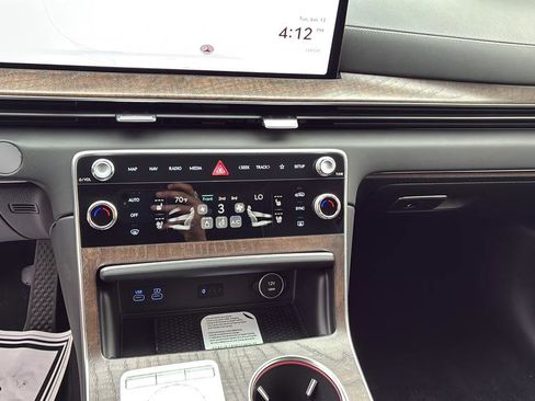 New 2026 Genesis GV80 2.5T Prestige AWD/4WD image 31