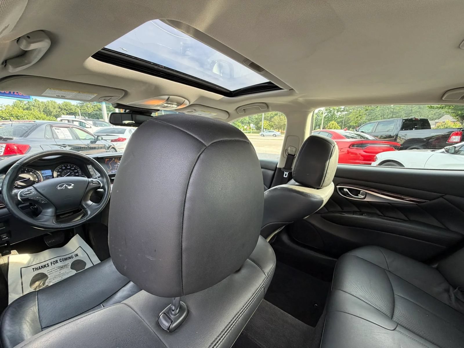 Used 2017 INFINITI Q70 L 3.7 AWD/4WD image 22
