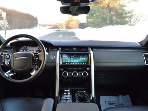 Used 2019 Land Rover Discovery HSE image 5