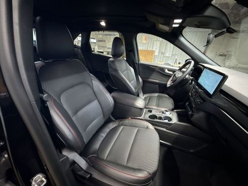 New 2026 Ford Escape ST-Line Select w/ Equipment Group 401A image 26