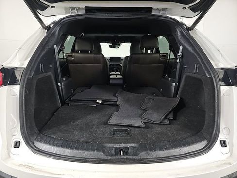 Used 2023 MAZDA CX-9 Signature image 9