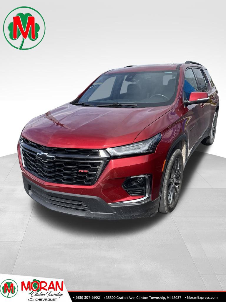 Used 2023 Chevrolet Traverse RS w/ LPO, Floor Liner Package FWD image 1