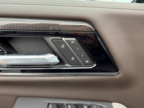 New 2026 GMC Yukon Elevation image 27