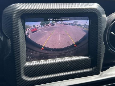 Used 2022 Jeep Wrangler Unlimited Sport image 25