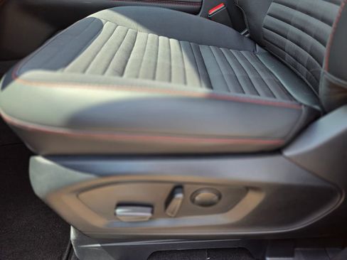 New 2026 Ford Explorer ST-Line w/ ST-Line Street Pack RWD image 32