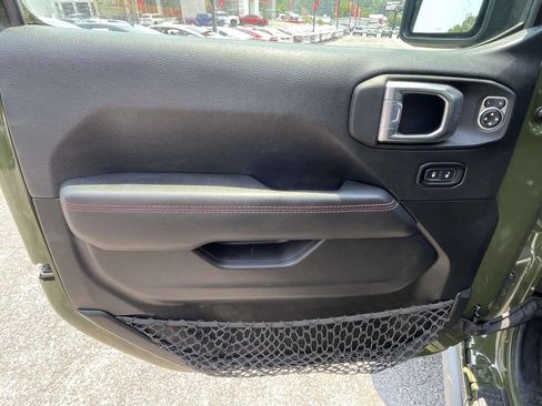 Used 2021 Jeep Wrangler Unlimited Rubicon AWD/4WD image 15
