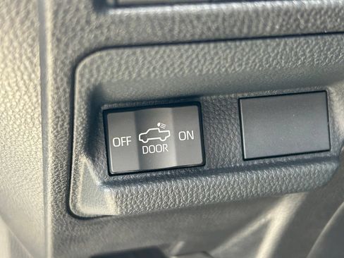 Used 2026 Toyota Tacoma SR5 AWD/4WD image 25