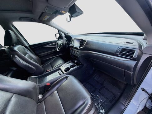 Certified 2023 Honda Ridgeline RTL image 32