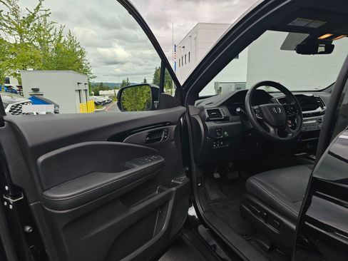 Used 2023 Honda Passport Elite image 23