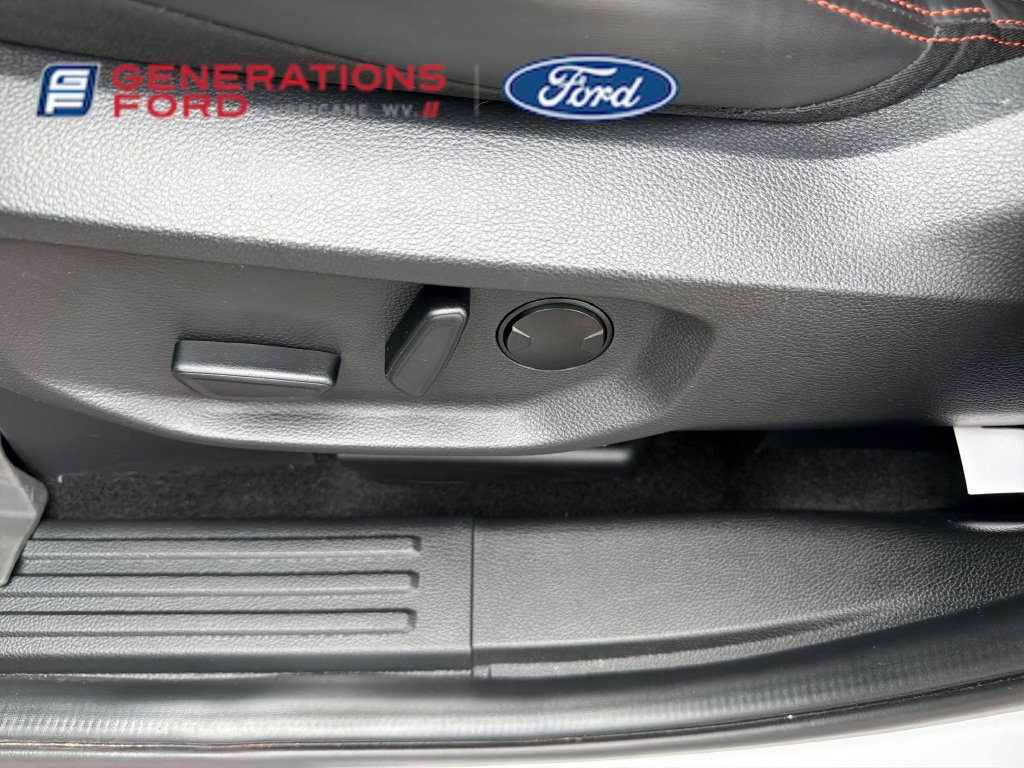 Used 2025 Ford Ranger Raptor AWD/4WD image 16
