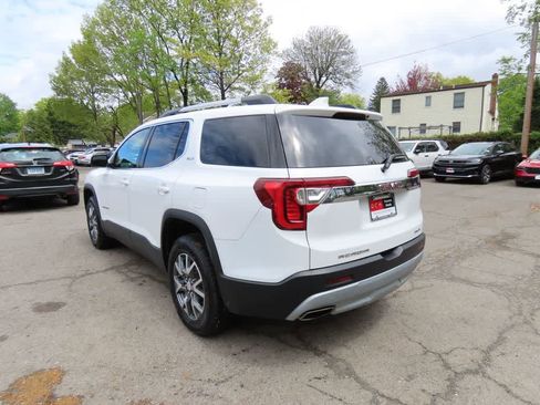 Used 2023 GMC Acadia SLT AWD/4WD image 4