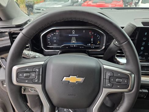 Used 2025 Chevrolet Silverado 2500 LT w/ Convenience Package AWD/4WD image 31