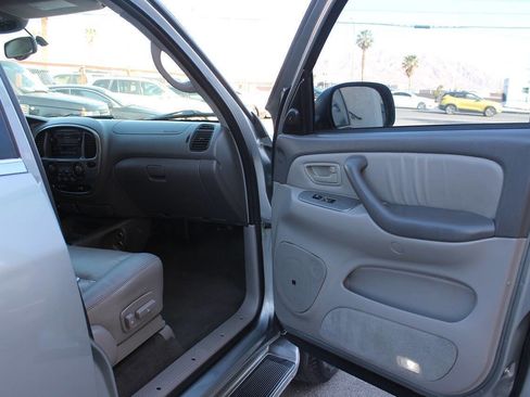 Used 2003 Toyota Sequoia Limited RWD image 33