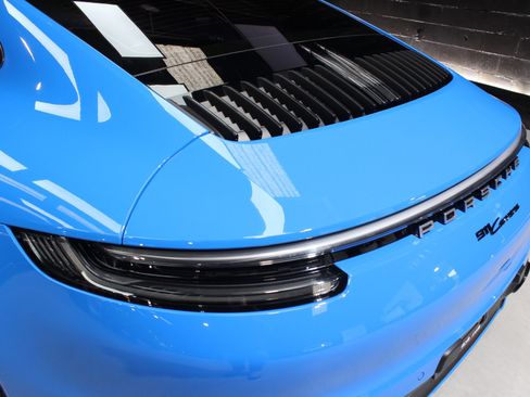 Used 2022 Porsche 911 Carrera image 13