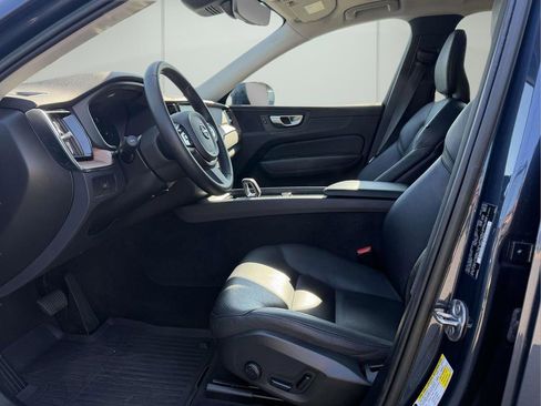 Used 2023 Volvo XC60 B5 Plus w/ Protection Package Premier AWD/4WD image 15