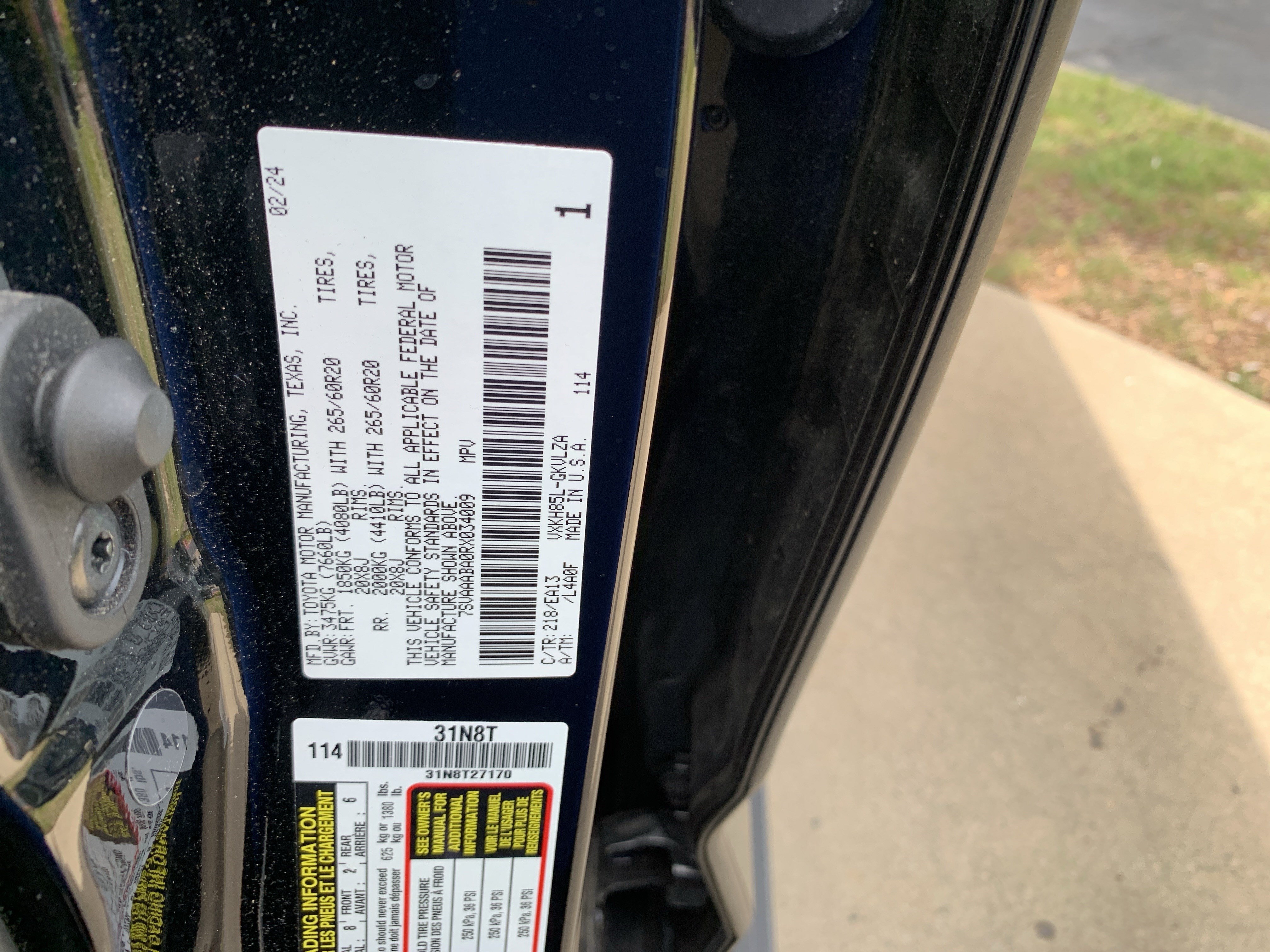 Used 2024 Toyota Sequoia Limited AWD/4WD image 36