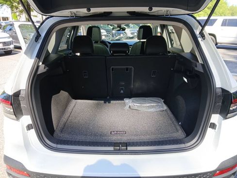 New 2026 Volkswagen Taos SE AWD/4WD image 22