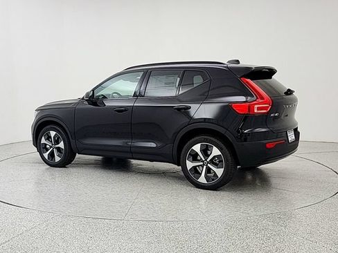 New 2026 Volvo XC40 B5 Plus w/ Protection Package Premier AWD/4WD image 7