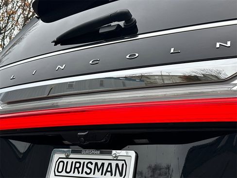 Used 2021 Lincoln Navigator Reserve image 12