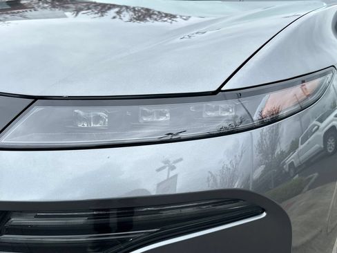 Used 2025 Nissan Murano SV AWD/4WD image 9
