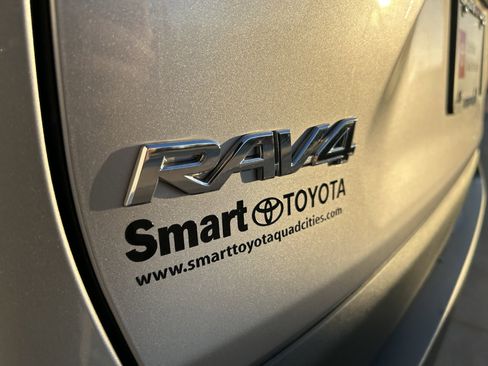 Certified 2023 Toyota RAV4 XLE Premium image 8