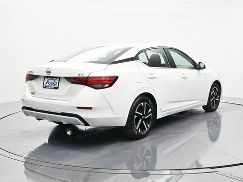 Used 2024 Nissan Sentra SV FWD image 5