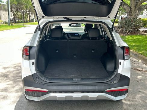 Used 2023 Kia Sportage EX FWD image 32