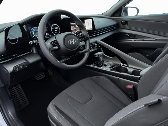 New 2025 Hyundai Elantra SEL w/ Cargo Package FWD image 14