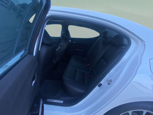 Used 2016 Acura TLX V6 FWD image 20