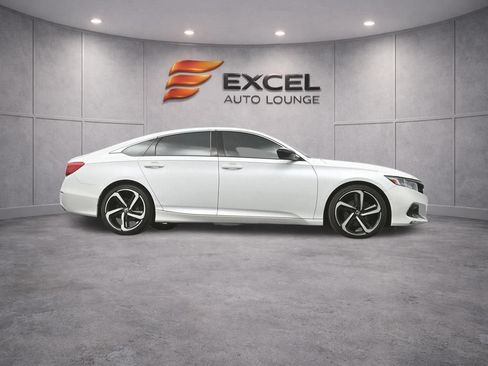 Used 2022 Honda Accord Sport image 40