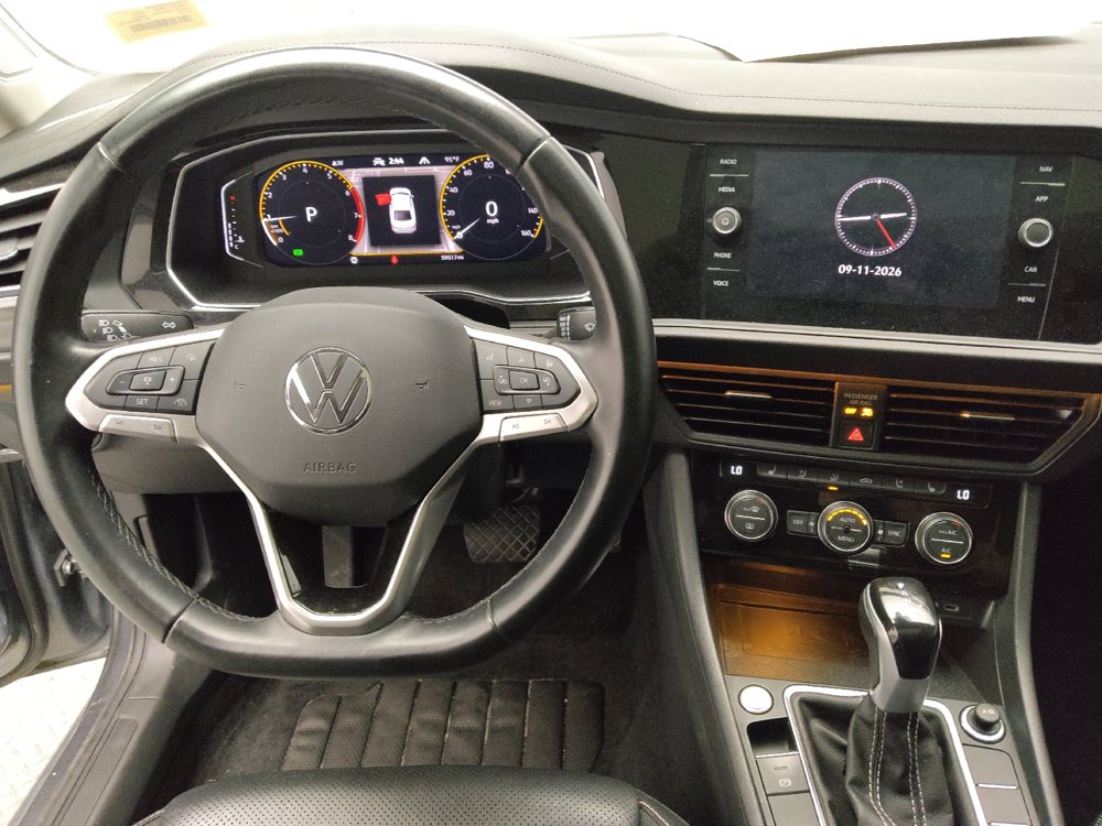 Used 2023 Volkswagen Jetta SEL FWD image 22