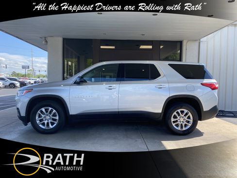 Used 2020 Chevrolet Traverse LS AWD/4WD image 9