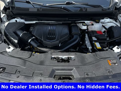 Used 2025 Chevrolet Traverse LT FWD image 27