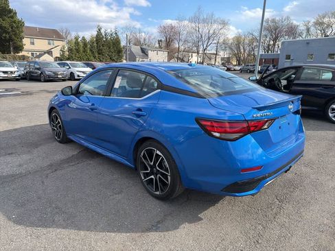 Used 2025 Nissan Sentra SR image 9