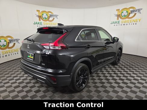 Used 2025 Mitsubishi Eclipse Cross AWD image 8