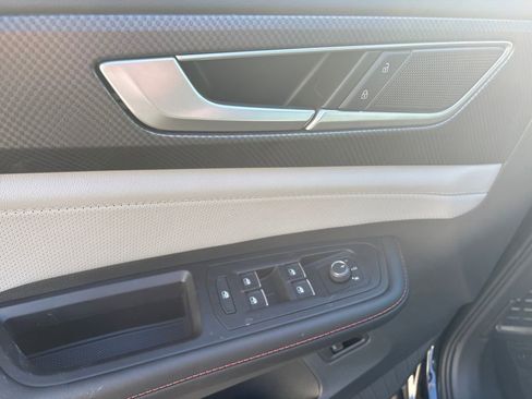 New 2026 Volkswagen Atlas Peak Edition image 12