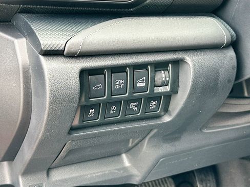 Used 2021 Subaru Forester Touring image 7